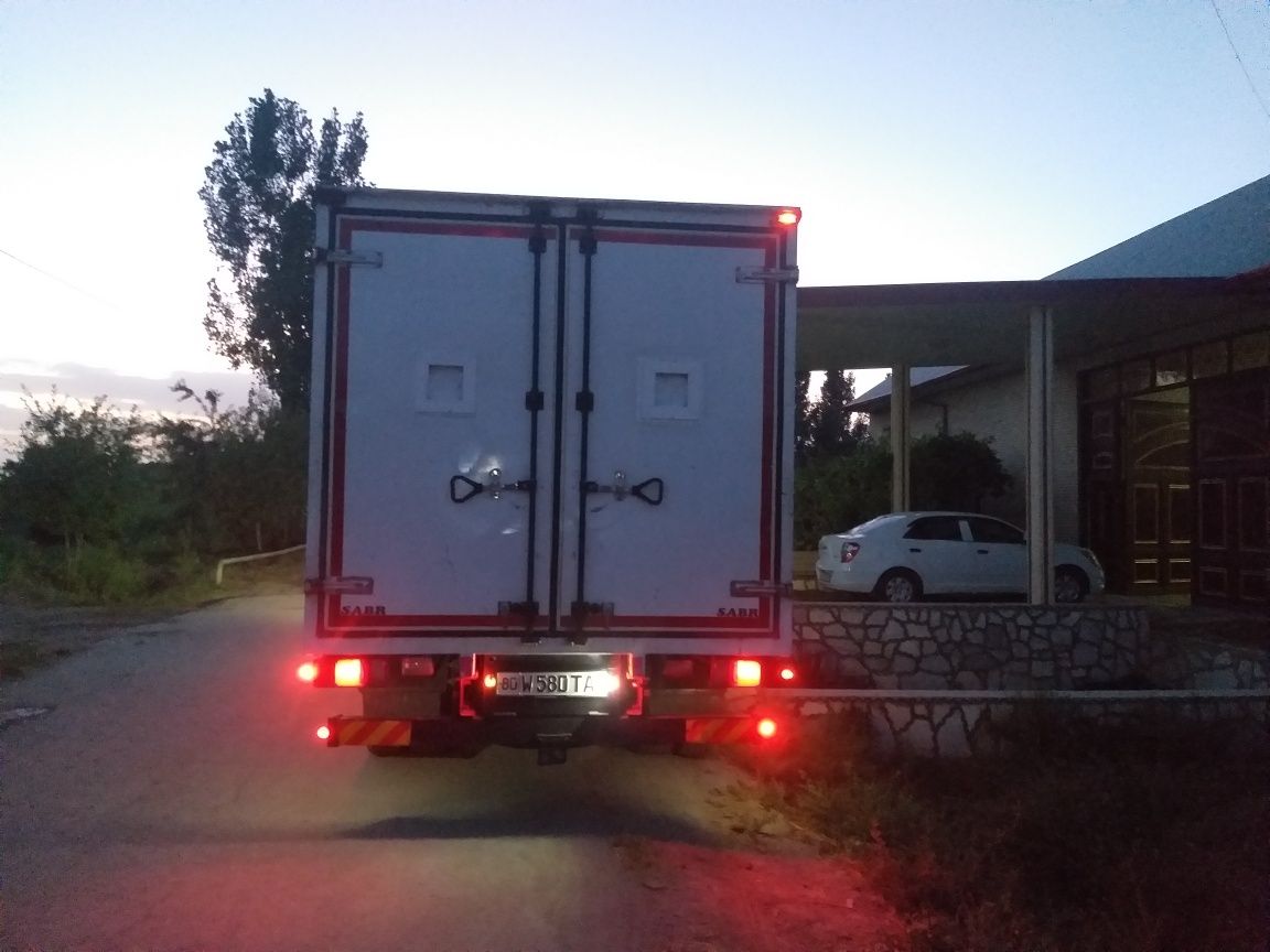 Isuzu 5t sotiladi
