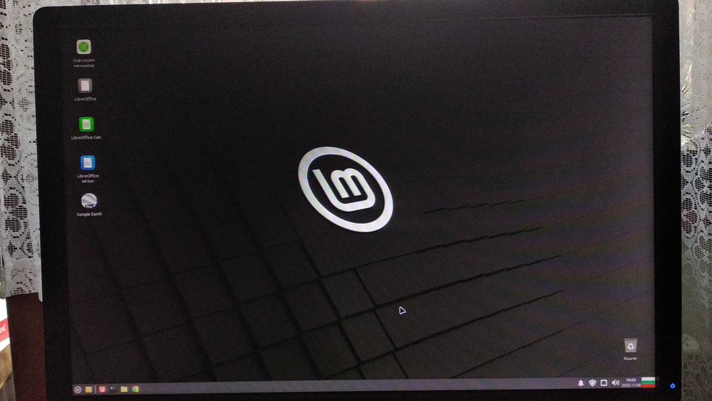 Евтини компютри за интернет, офис, учене