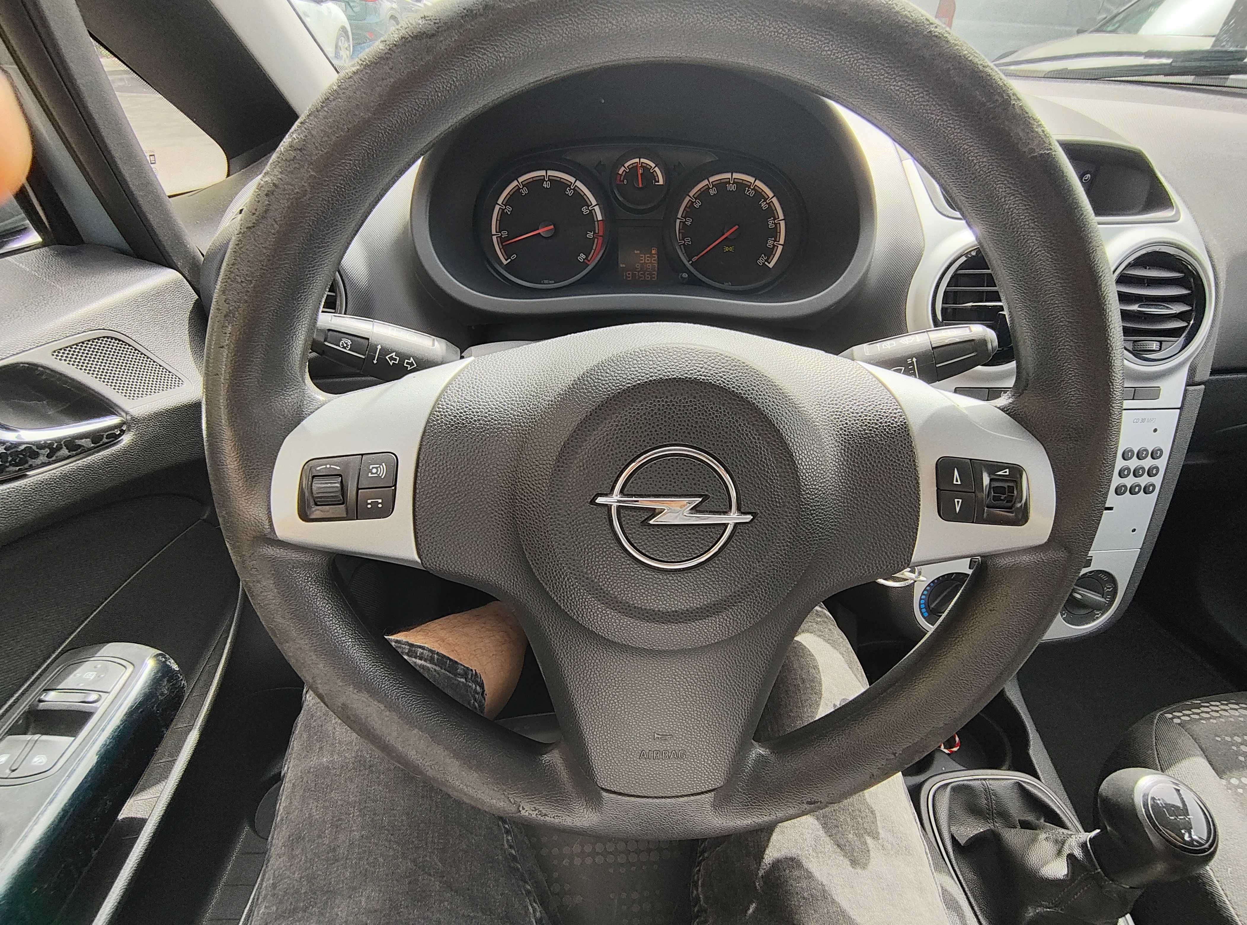 OPEL CORSA 1,2 benzina 2014