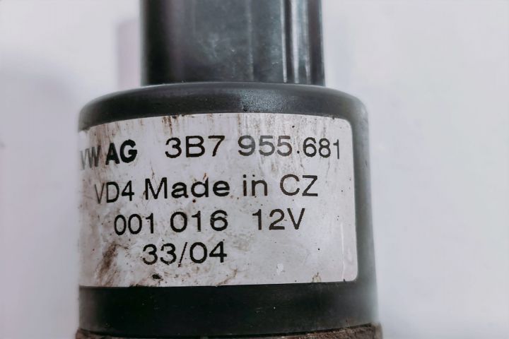 Pompa spalator faruri 3B7955681 Audi A6 4F/C6 seria