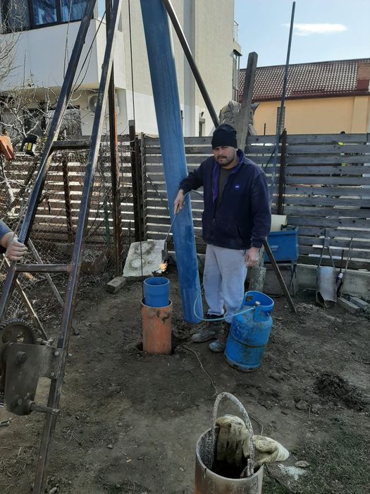 Foraje puturi apa si denisipari in beci