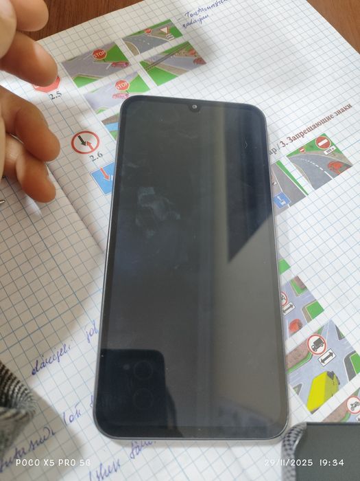 Samsung A34 5G va Redmi 13