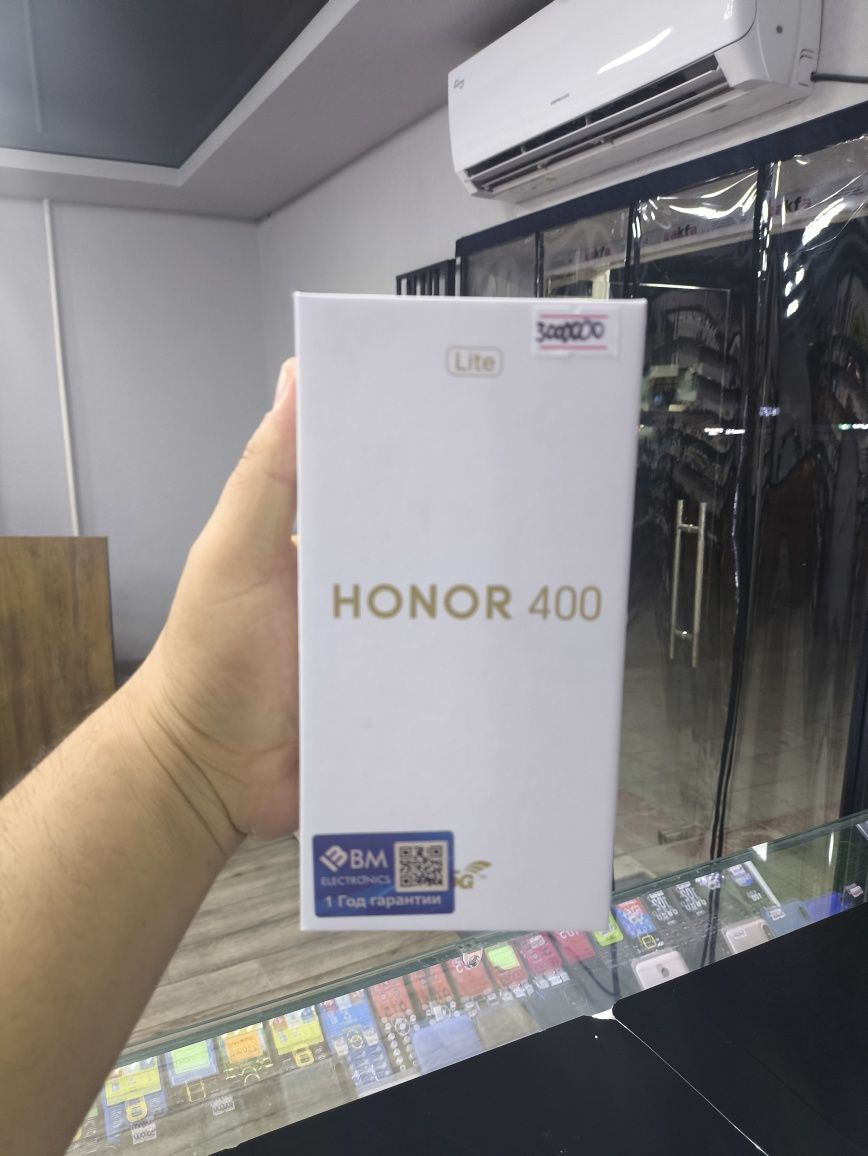Honor  400  lite