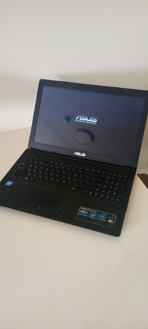 Asus noutbuk atigi 200