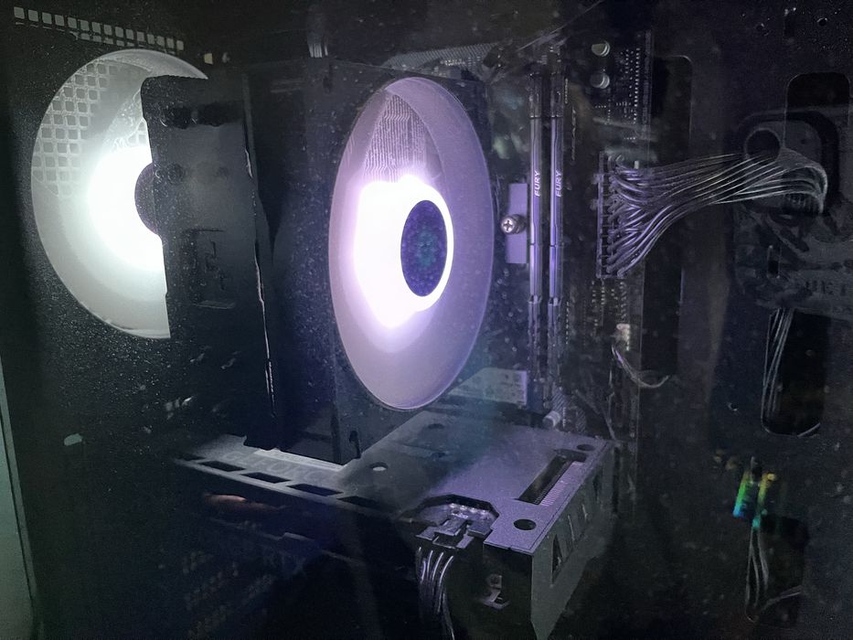 Vand/Schimb pc gaming stare impecabila