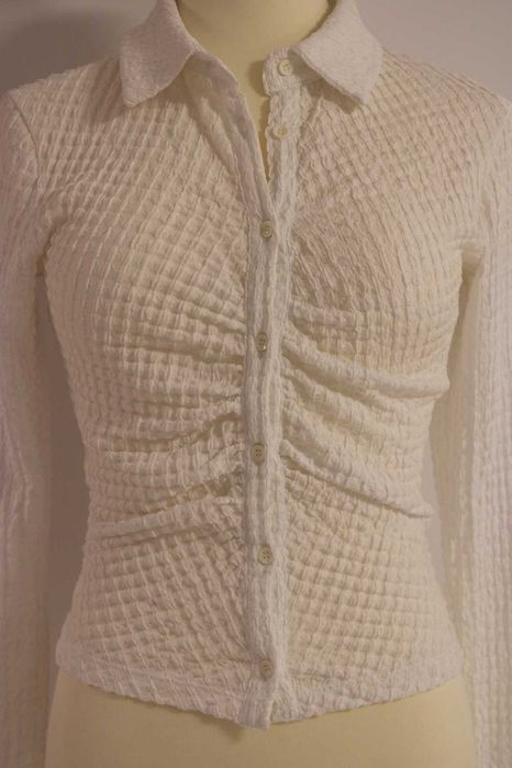 Вталяваща бяла риза Stradivarius