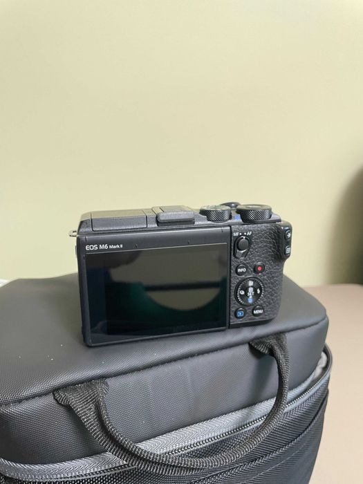 Camera mirrorless Canon M6 Mark II