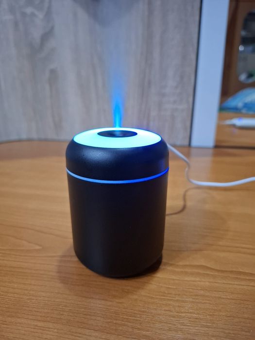 Umidificator Aromaterapie cu LED – Silențios, Perfect pentru Casă