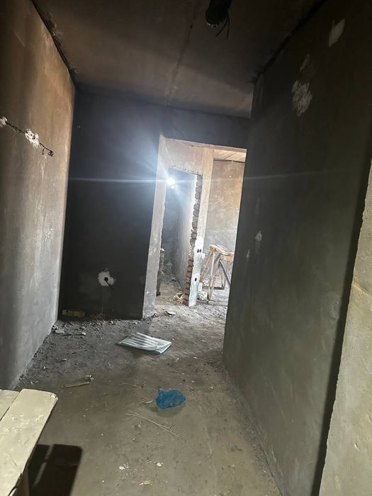 Срочно прадайутса квартера сагбон навастройка