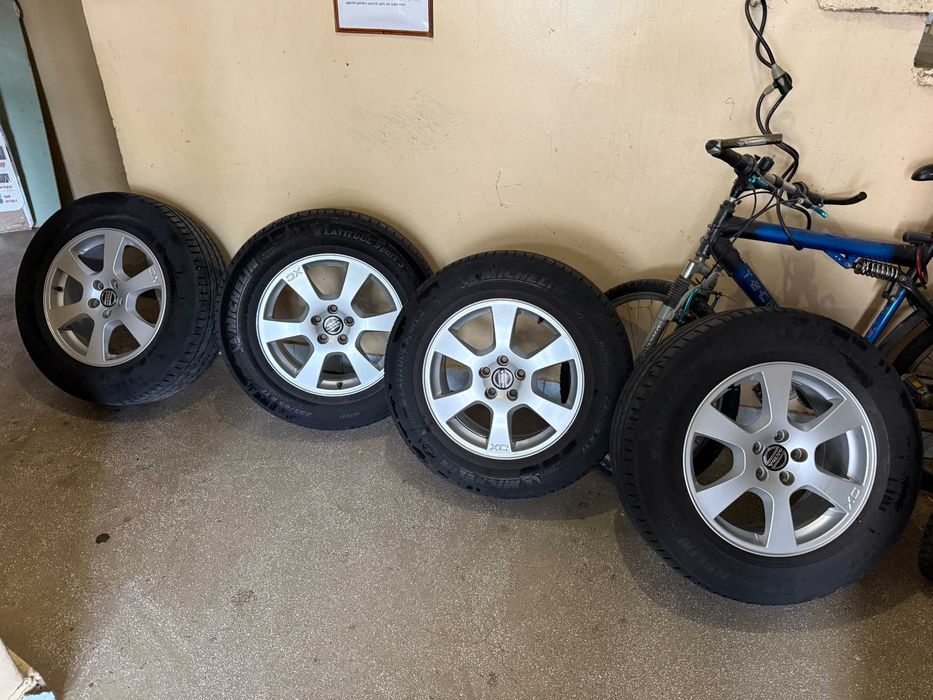 Jante originale Volvo xc60 cu anvelope vara si iarna Impecabile neg