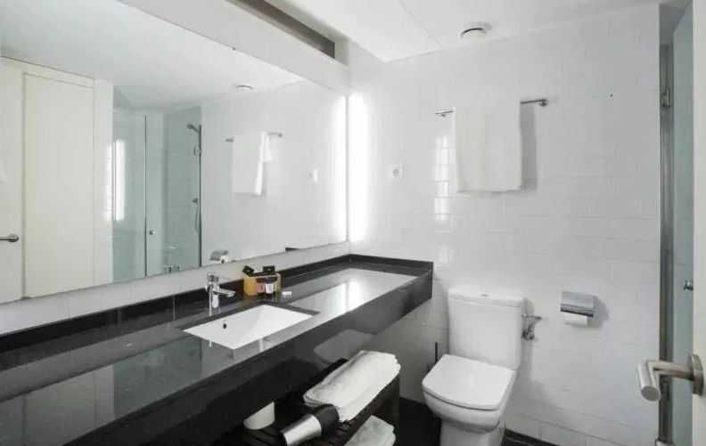 Продава се Двустаен апартамент в София, Кръстова вада - 75 кв.м за 1840 €/кв.м - Снимка #4