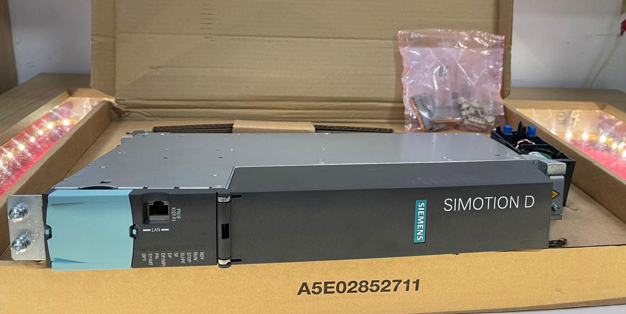 Unitate de control bazat pe SIMOTION 6AU1435 -A-