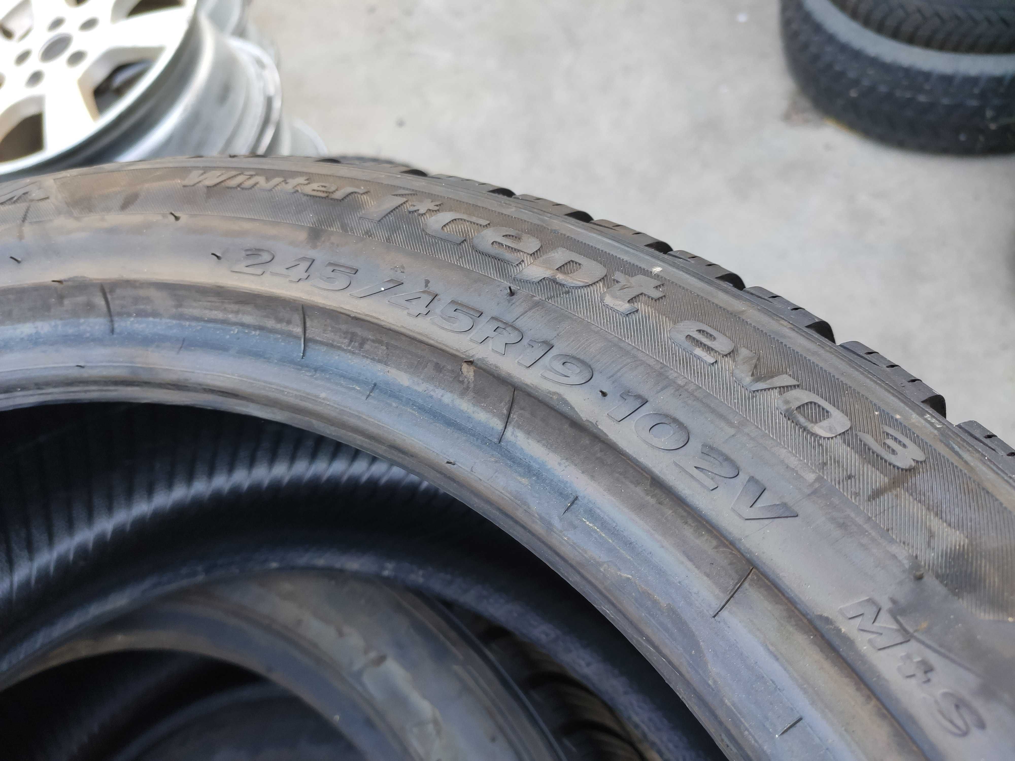 2бр Като нови зимни гуми 245 45 19 - Hankook