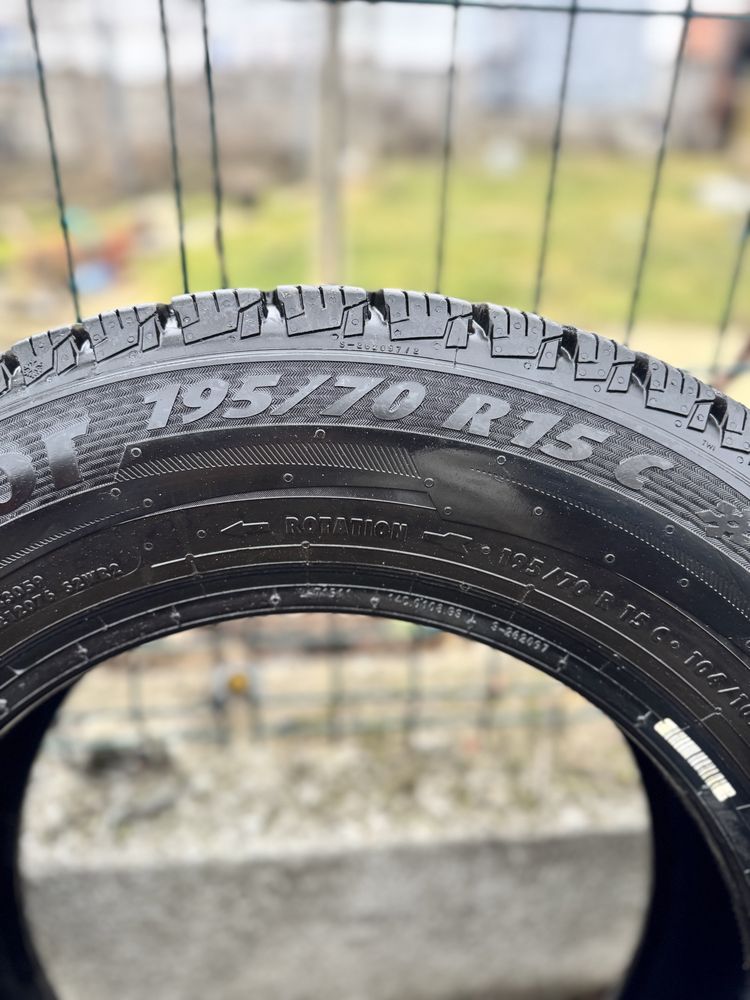 2 buc cauciucuri 195/70 R15C M+S DOT 2022
