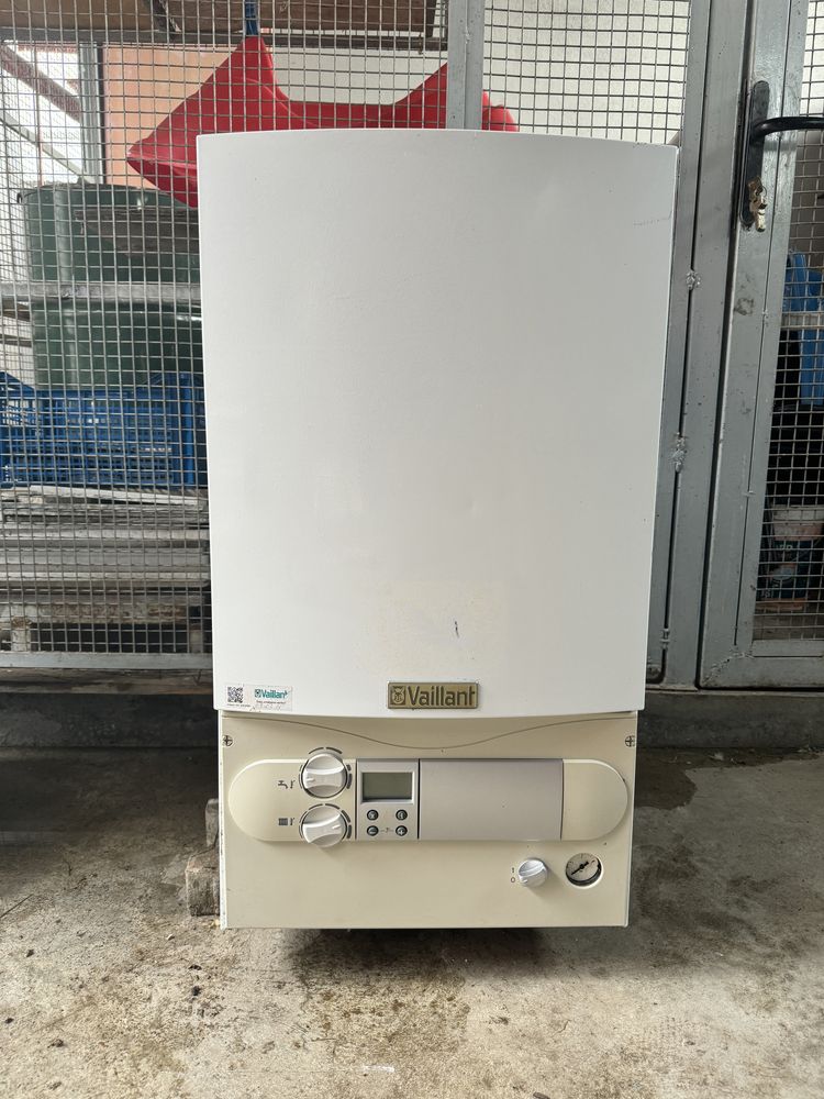 Dezmembrez Centrala Vaillant 32 36kw