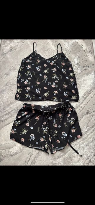 Set compleu cu flori s