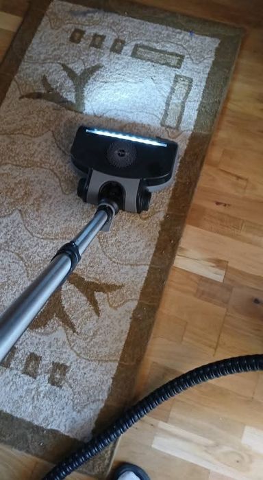 Spălat covoare si alre obiecte tapițate la domiciliu clientului ..