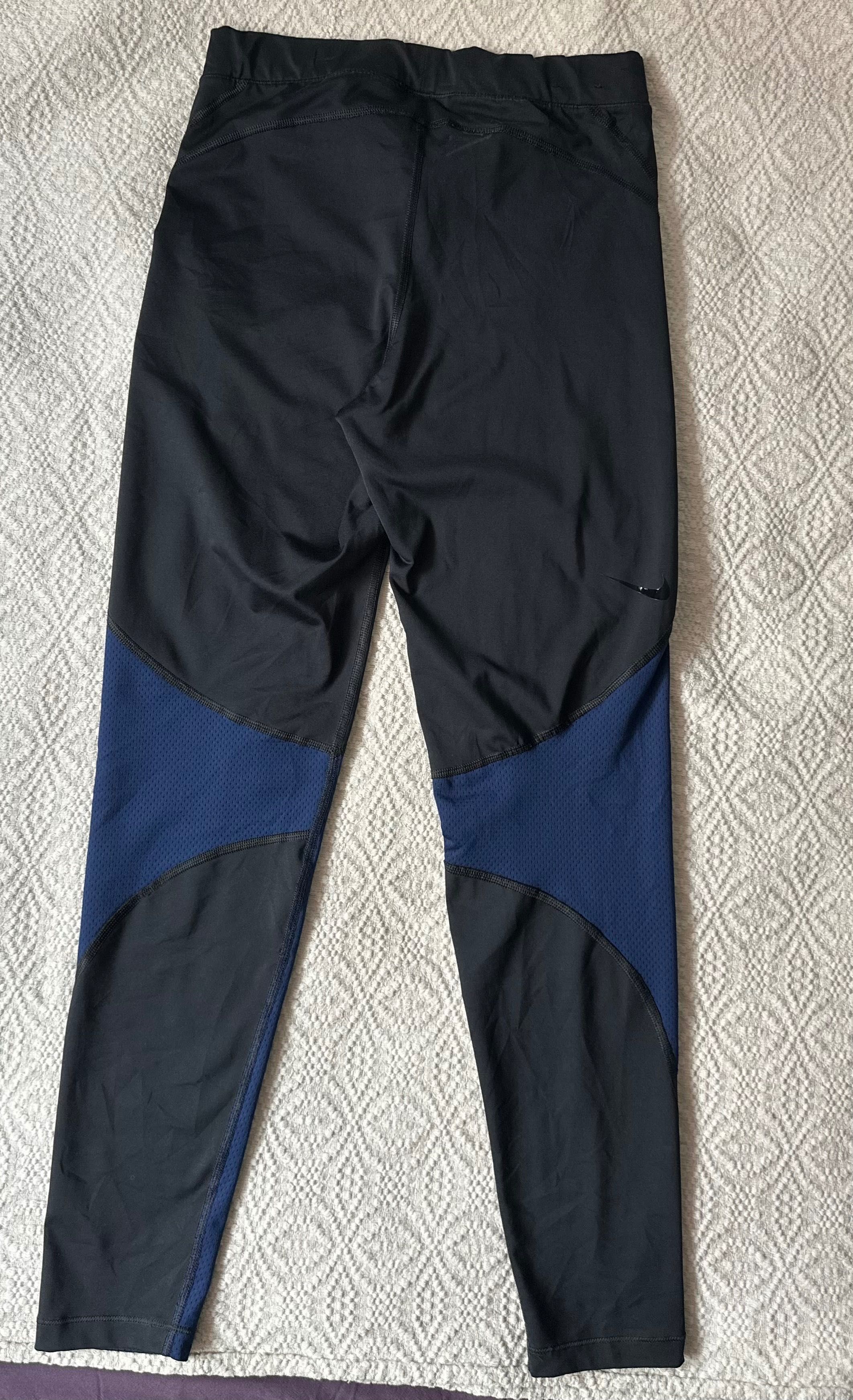 Дамски спортен клин Nike Pro