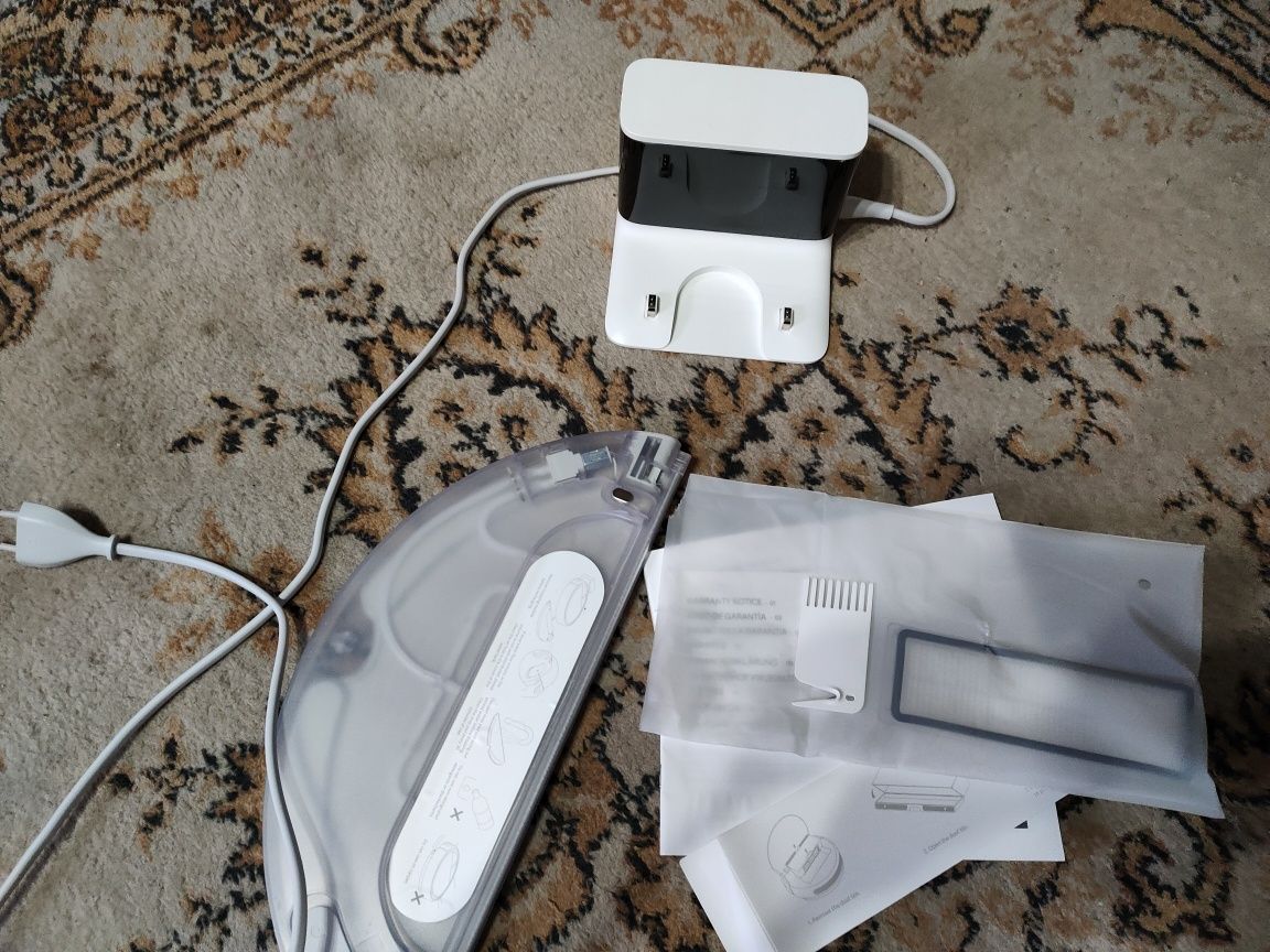Робот пылесос Xiaomi Mi Robot Vacuum-Mop