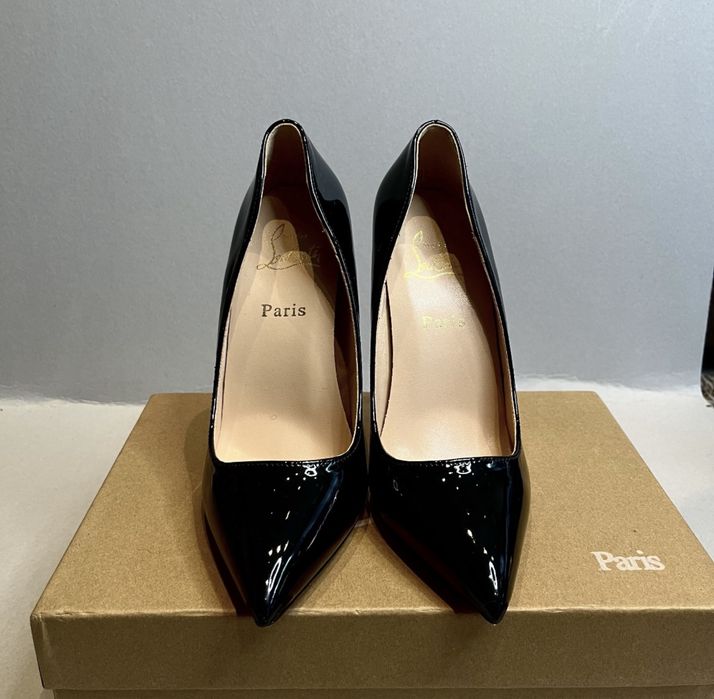 Louboutin дамски токчета.