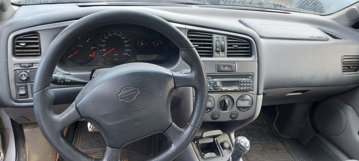 Nissan primera 2002  2.0td  на части