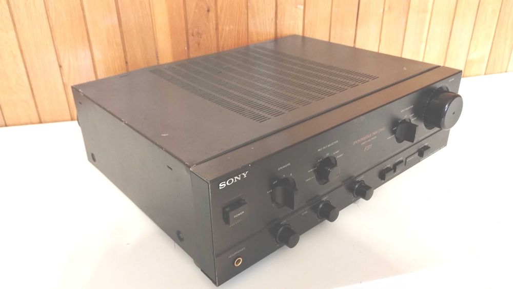 amplificator Sony taf311 radio casetofon