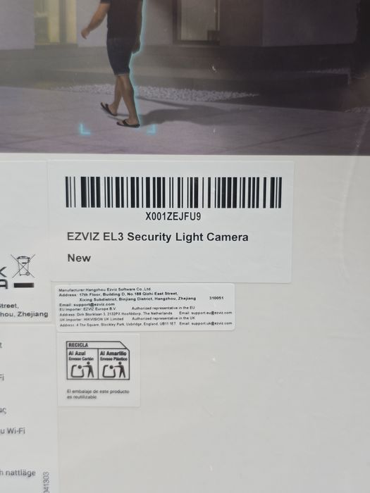 Camera IP Wireless EZVIZ EL3 2K cu proiector, luminozitate de 780 de l