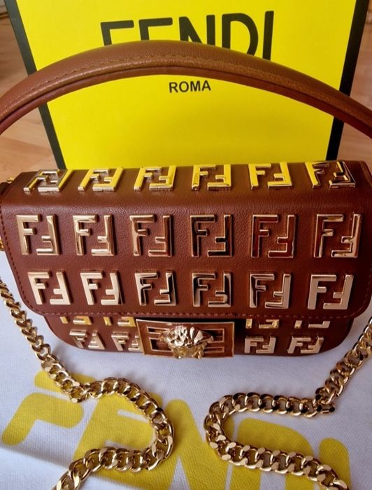 Genti mini Fendi,piele naturala, Italia,saculet,certificat, card, fact