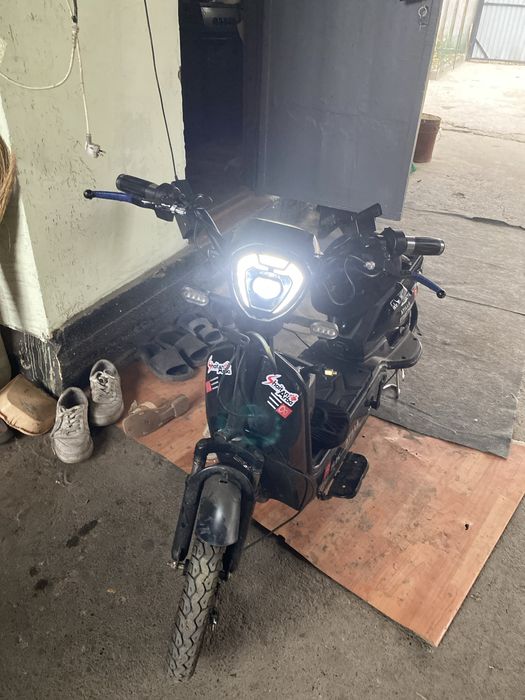 Продам электроскутер или обмен можно и по запчастям