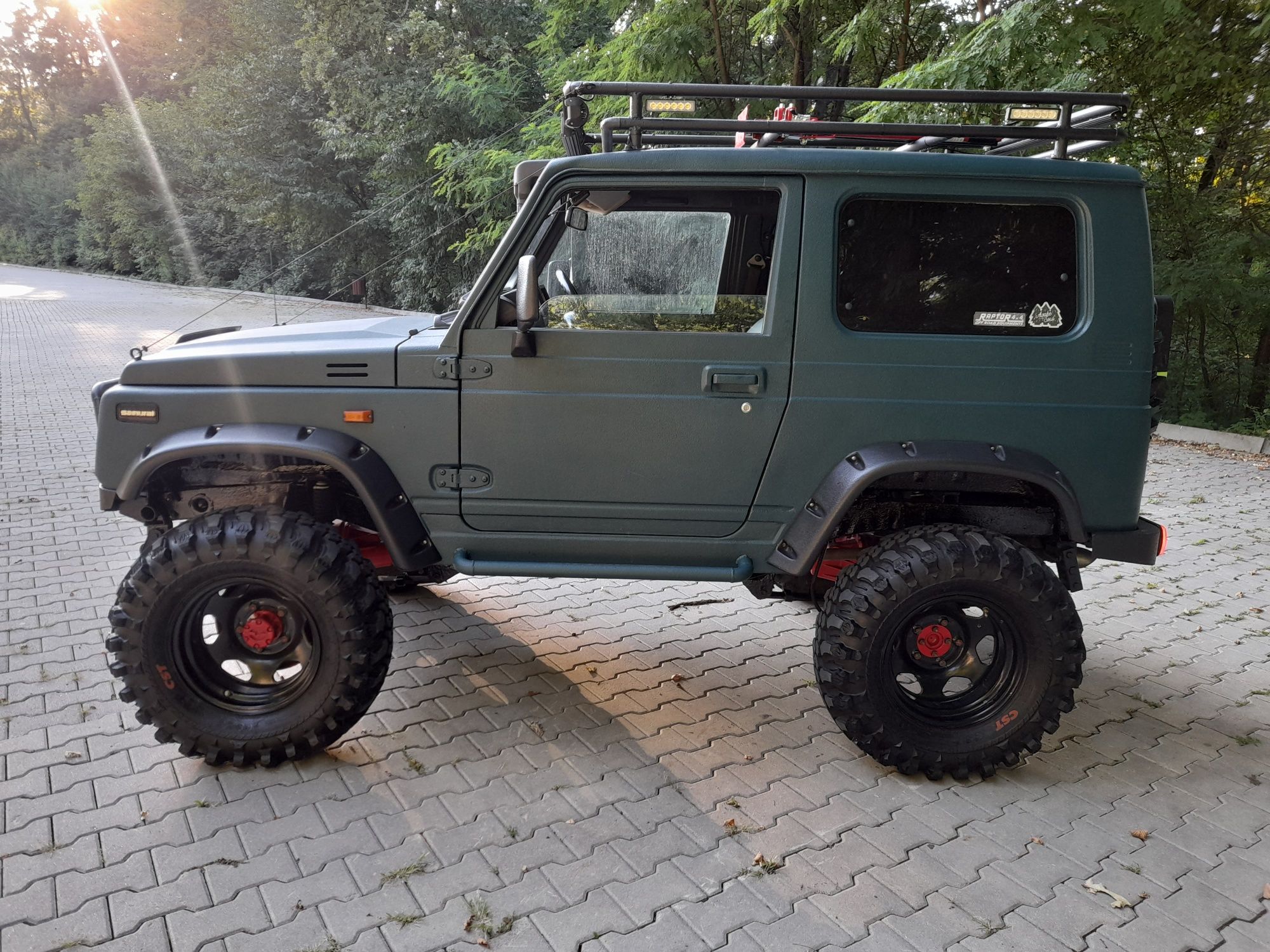 Suzuki samurai 1.3i