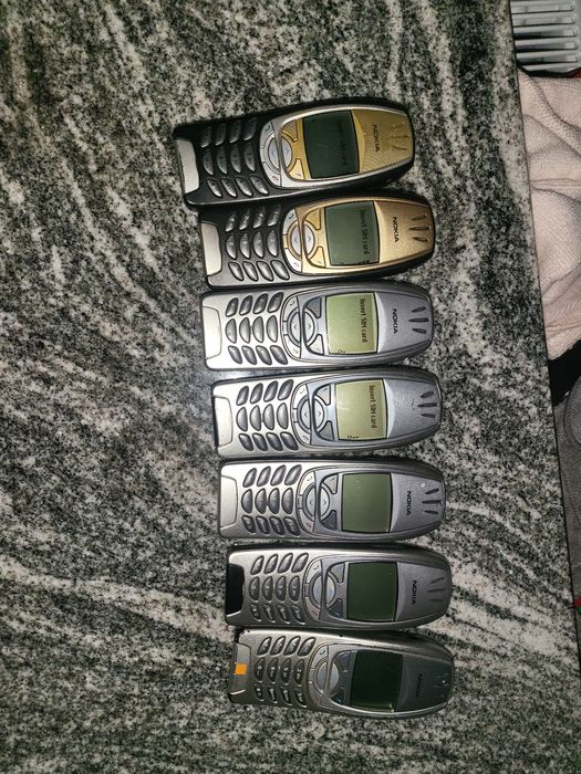 Vând lot de telefon Nokia