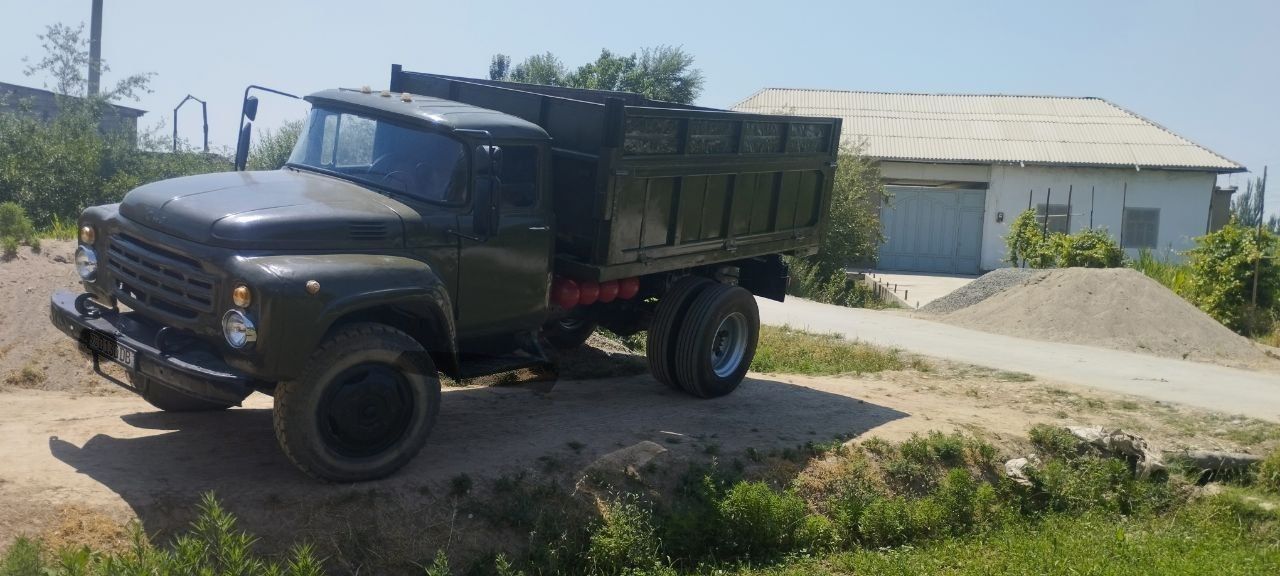 Zil 130  noldan yiĝilgan