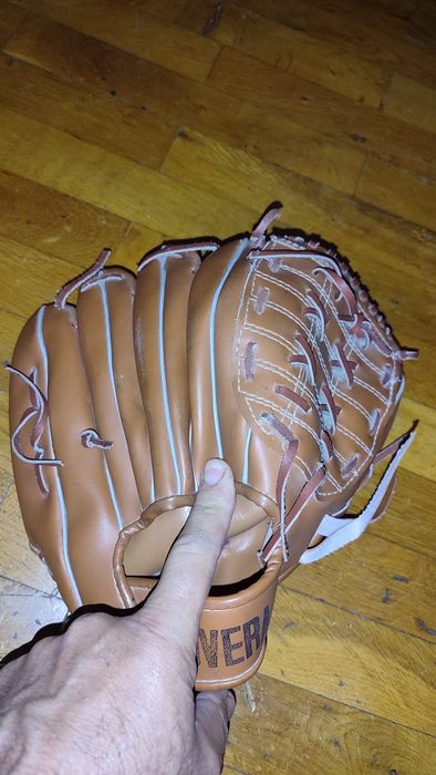 Mănușă minge și bătă Baseball