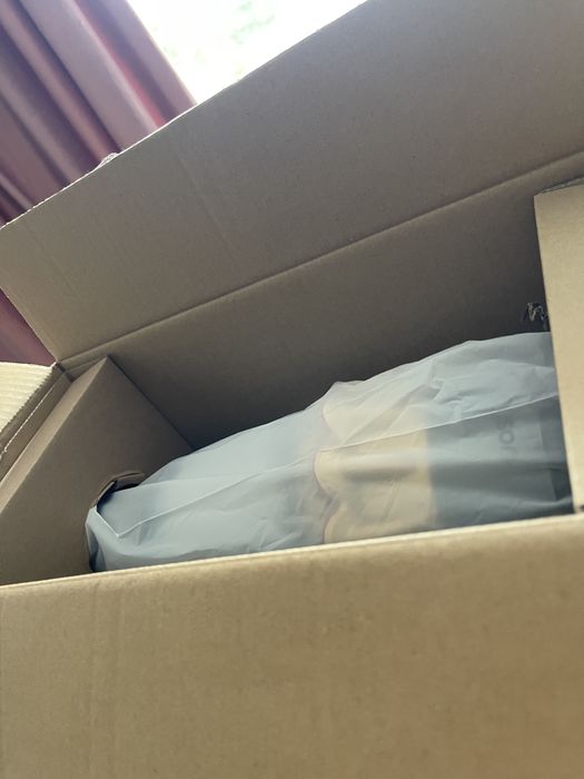 Aspirator v15 corp motor cu ciclon