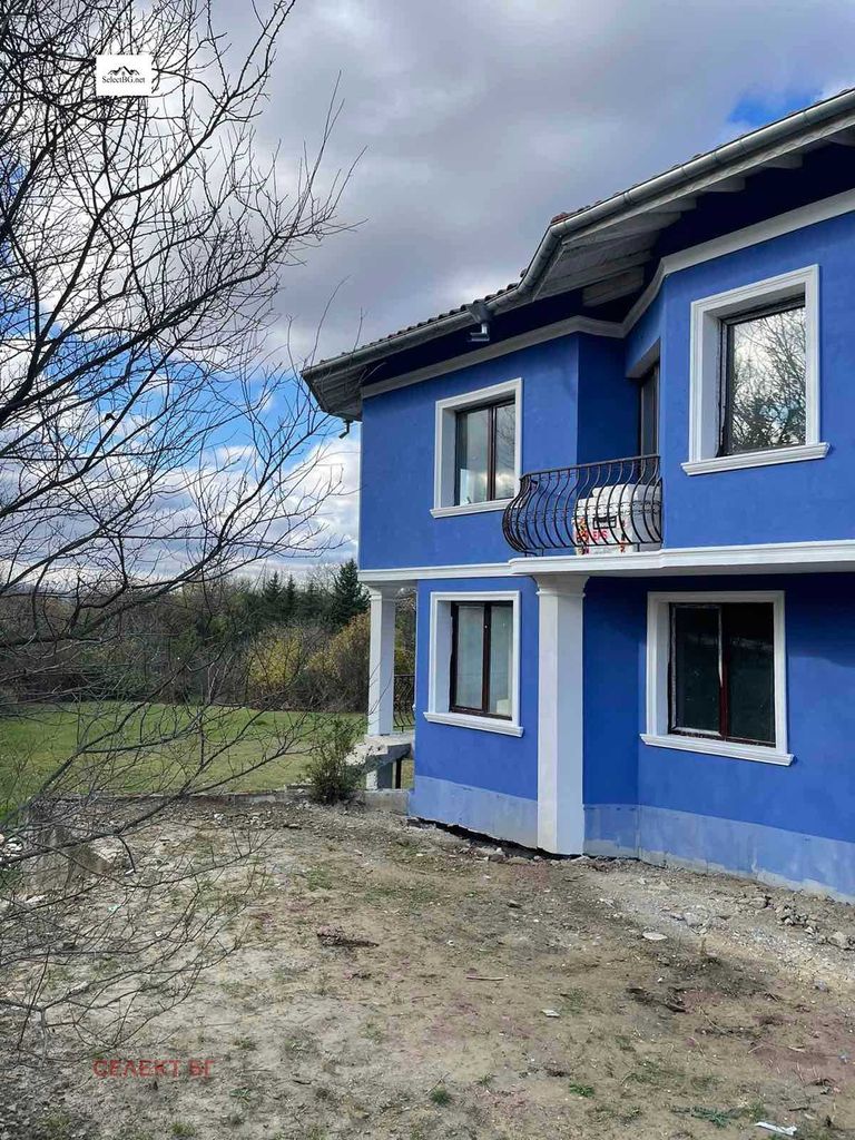 Продава се Къща в с. Велчево, Област Велико Търново - 260 кв.м за 848 €/кв.м - Снимка #7