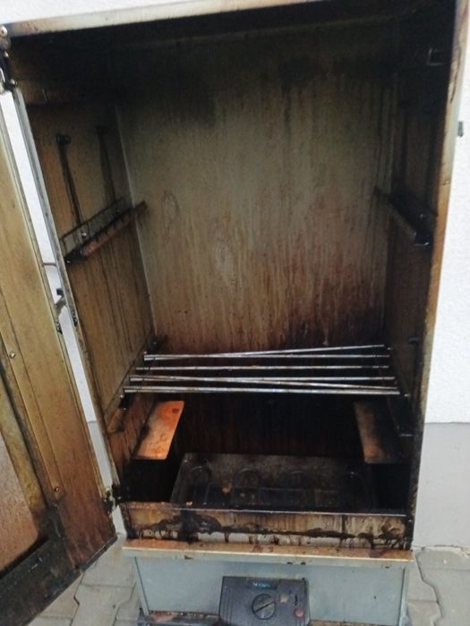 Afumătoare carne / pește din tablă zincată cu geam Berlin 80