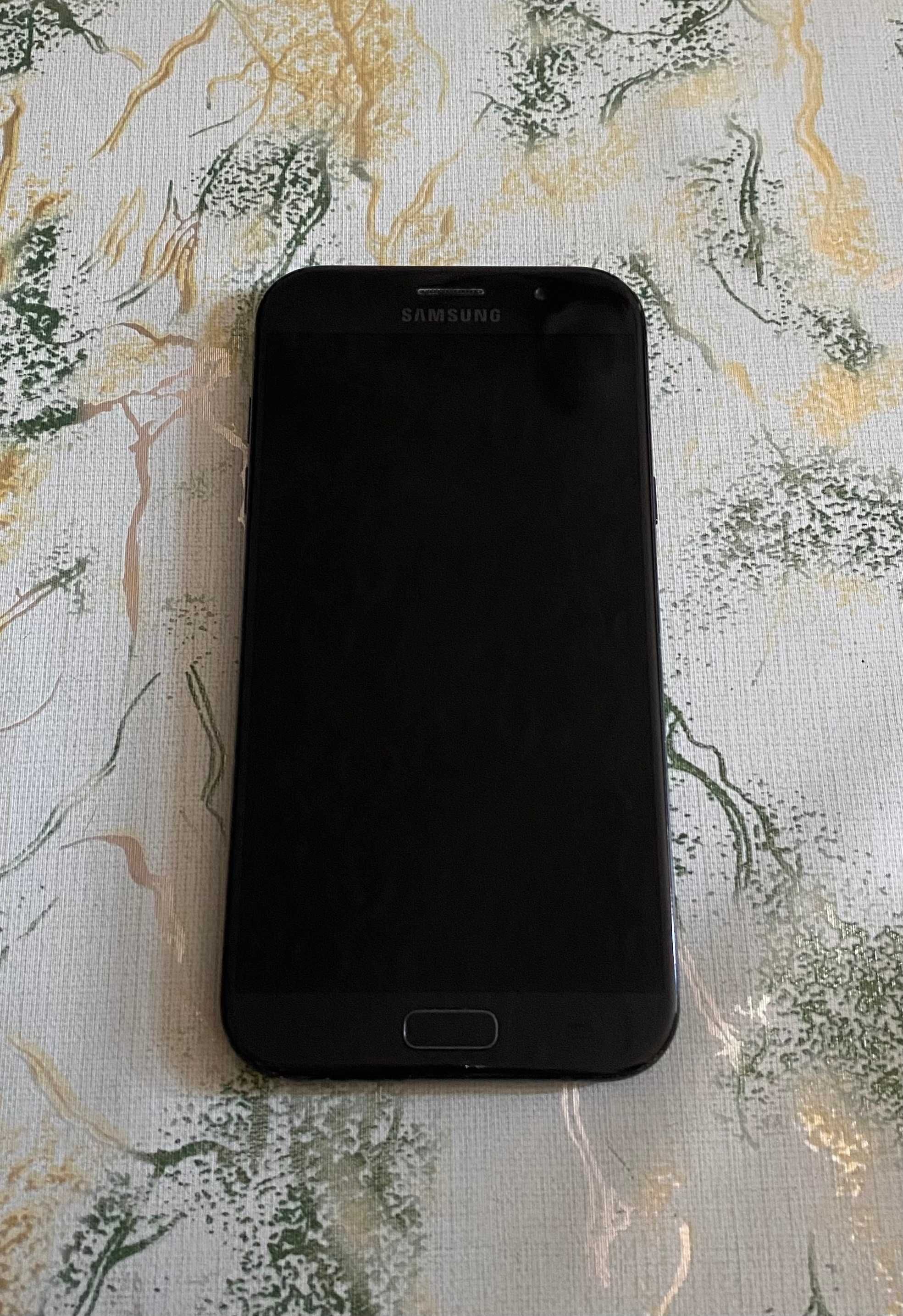 ㅤ Samsung A7 32гб