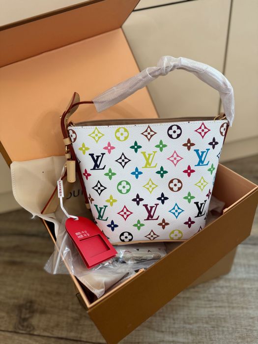 Дамска чанта нова