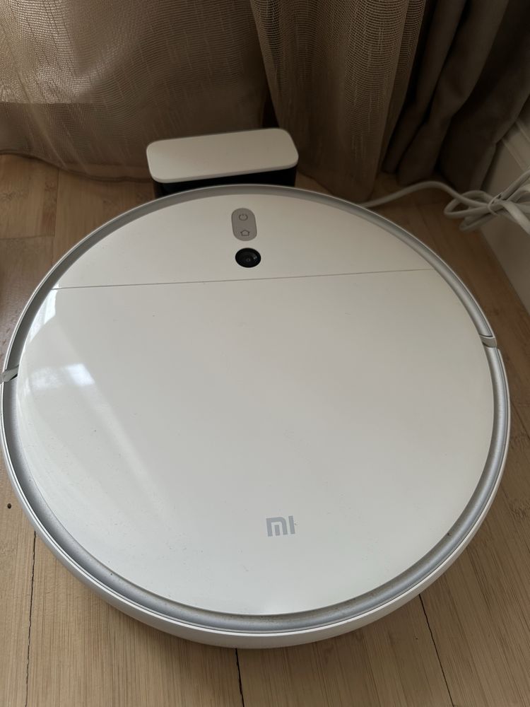 Робот пылесос MI