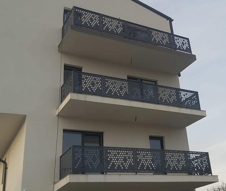 Balustrada din tablă decupata