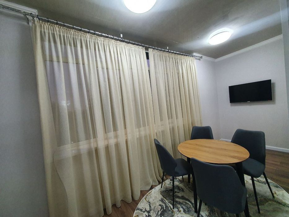 Срочно Продаётся Юнусабад Шахристанская  3/3/4 Кирпичный дом