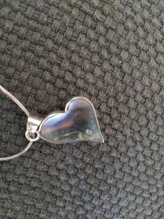 Колие със сърце сребърно