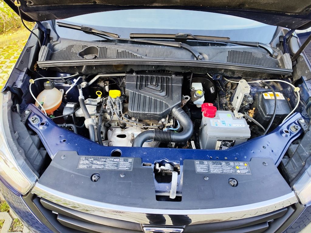 Dacia Lodgi 7 locuri benzina1.6 mpi
