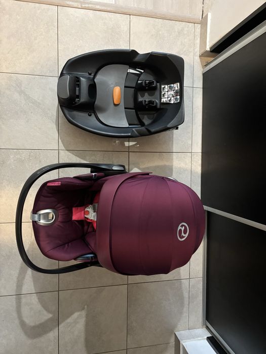 Scoica Cybex Cloud Q + baza isofix + adaptori Cybex Melio