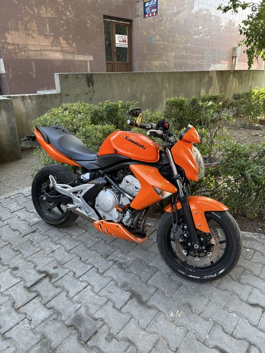 Kawasaki er6n limitata in A2