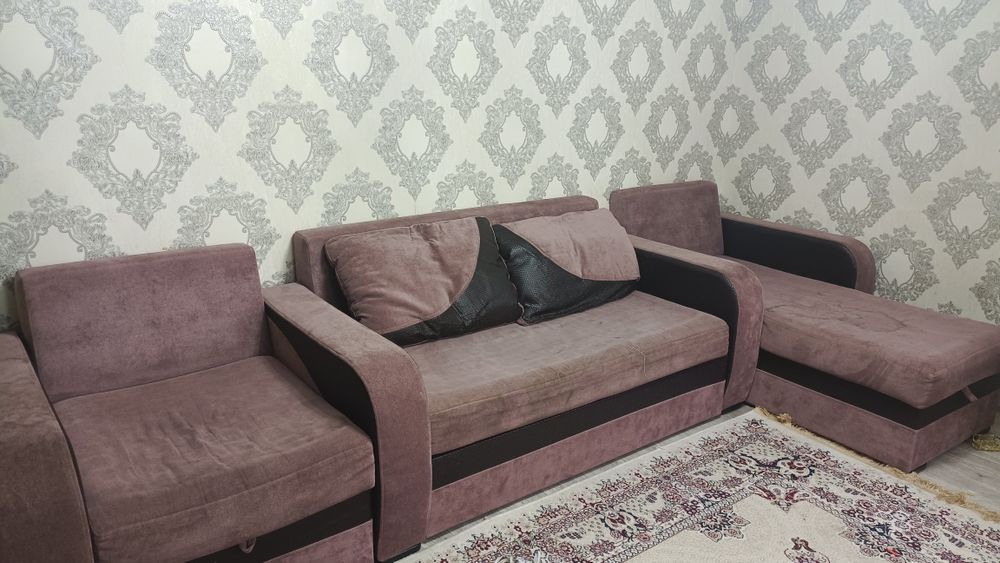 Продается диван.