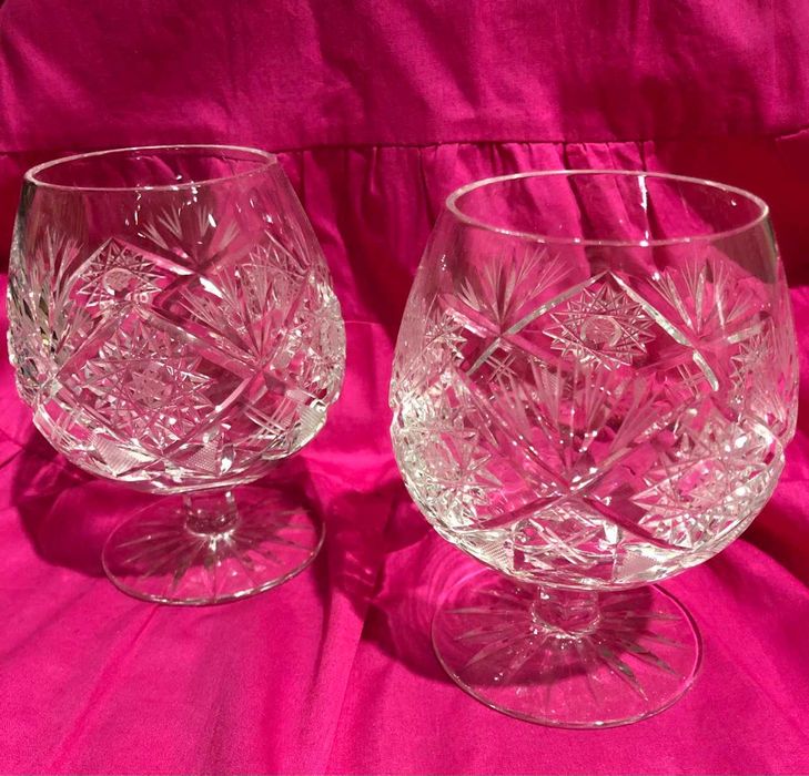 Изысканные чешские хрустальные бокалы к вашему столу (цена за 6шт)