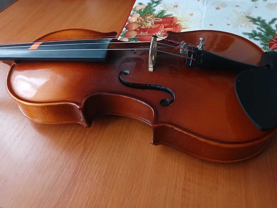 Vând Vioară ANTONI 4/4