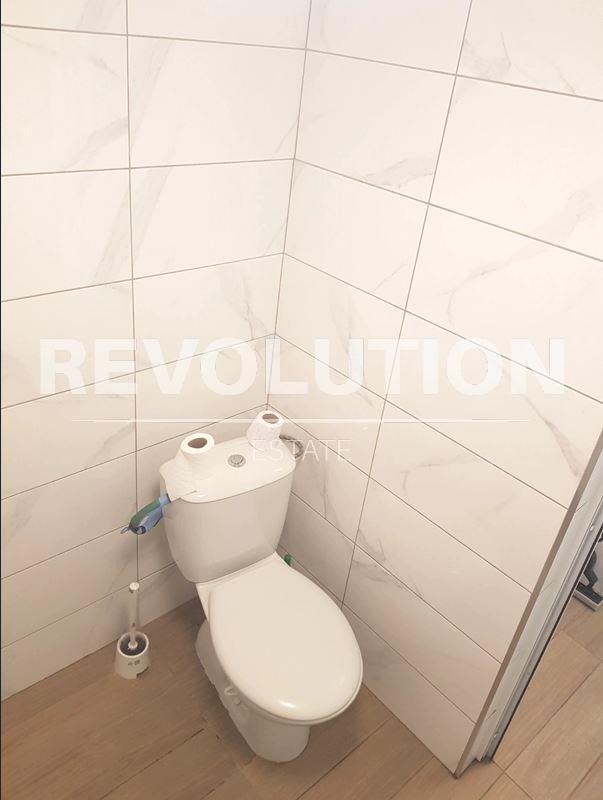 Дава се под наем Къща в Варна, Колхозен пазар - 65 кв.м за 475 € - Снимка #4