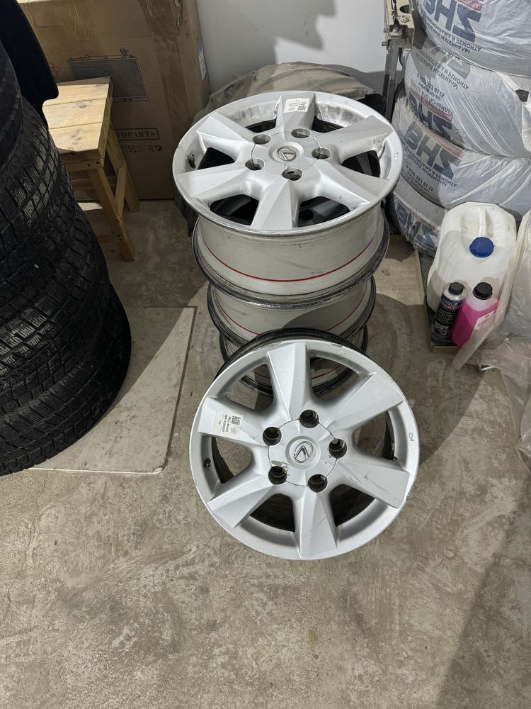 R 18, lexus 570 lx